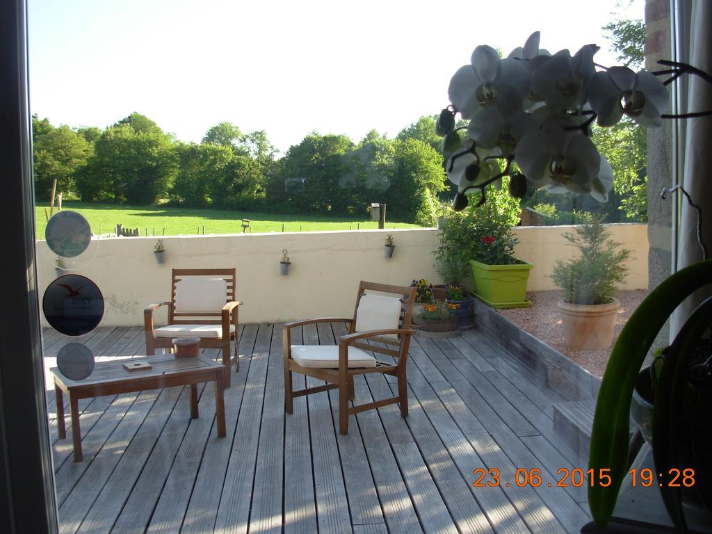 Le Jardin Des Pierres Brunes Saint-Jean-des-Ollières Exterior photo