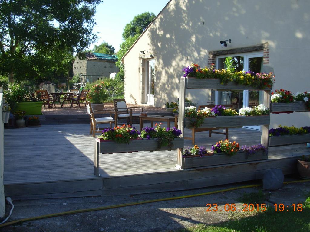 Le Jardin Des Pierres Brunes Saint-Jean-des-Ollières Exterior photo