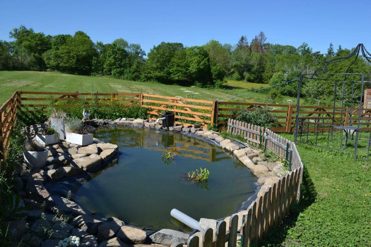 Le Jardin Des Pierres Brunes Saint-Jean-des-Ollières Exterior photo